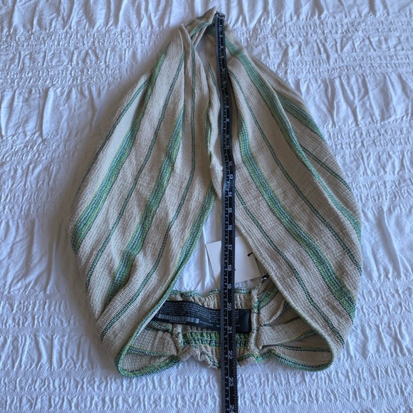 Zara “The Beth Top” in striped woven cotton with halter neck. Elastic at back. S - Picture 9 of 15
